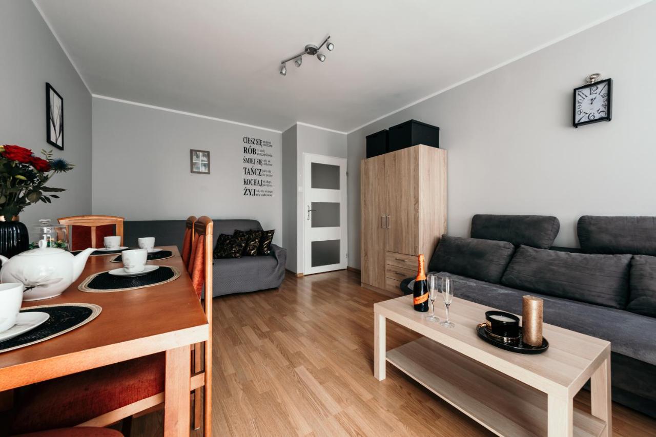 Spacious 3 Bedroom Apartament Near Olivia Business Center Гданьск Экстерьер фото